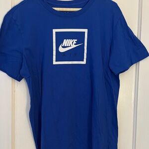 Nike Tee in Deep Blue